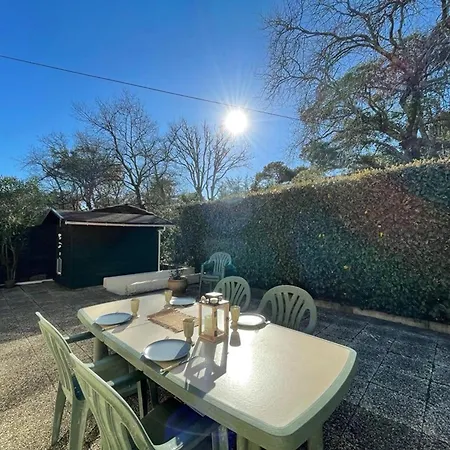 Patio Proche Avec Piscine Collective, Cour Amenagee Et Parking Prive - Fr-1-413-139