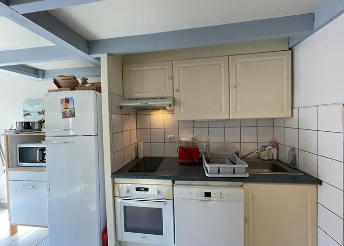 Patio Proche Avec Piscine Collective, Cour Amenagee Et Parking Prive - Fr-1-413-139 Villa